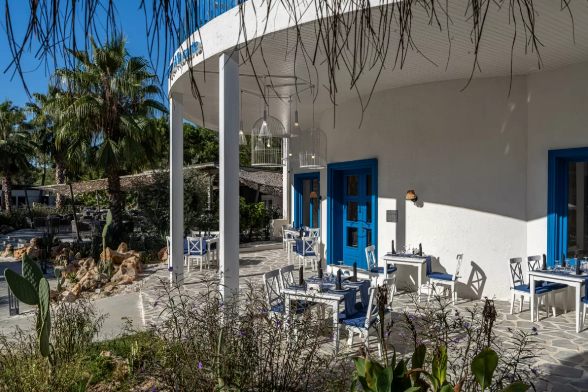restaurant